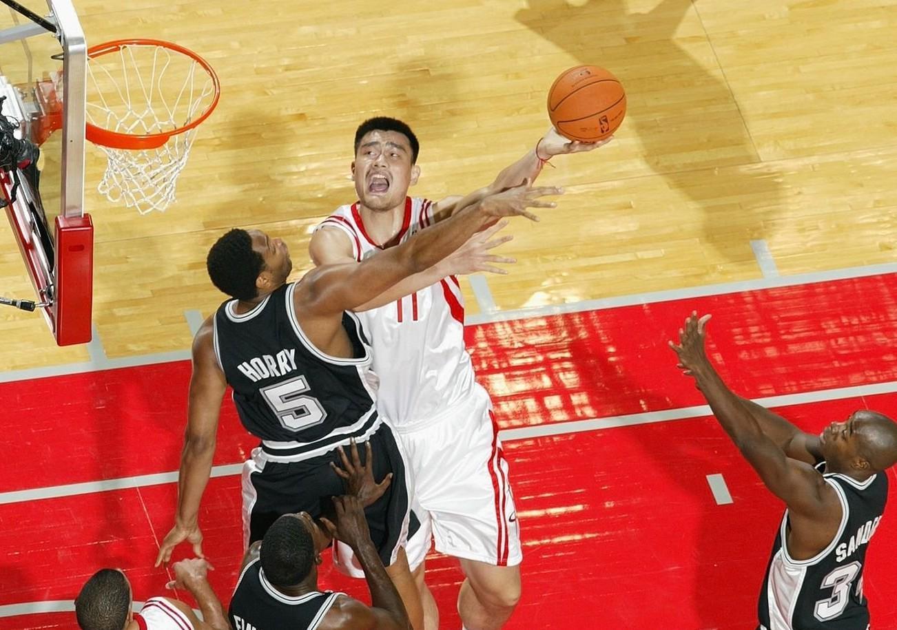 kaiyun-罗伯特-霍里：频繁的国家队比赛使得姚明的NBA生涯早早结束