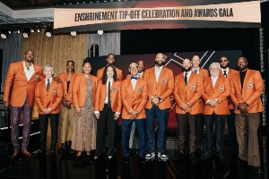 开云体育APP-传奇归位！恭喜安东尼、霍华德、救赎之队等入选名人堂